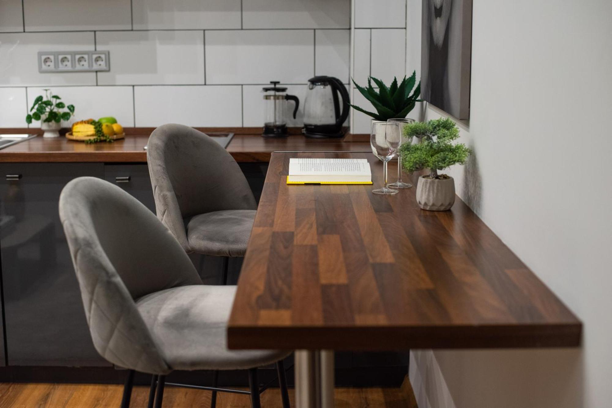 Chic Central 1Br Retreat Near New York Cafe With View Будапеща Екстериор снимка